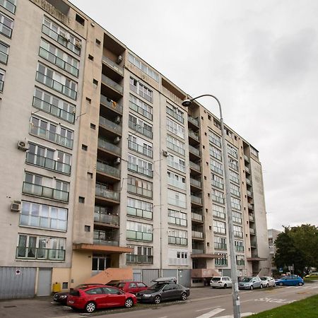 Apartman Kris Zagreb Exterior foto